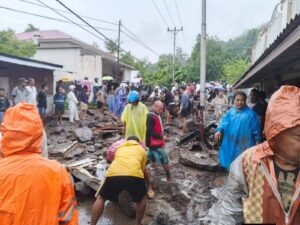 Korban Banjir Bandang di Sitaro Bertambah, 16 Orang Tewas dan 3 Masih Hilang