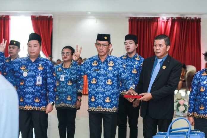 Pelantikan Pejabat Administrator, Pengawas dan Fungsional di Lingkup Pengkap Sangihe. (Foto: Ist)