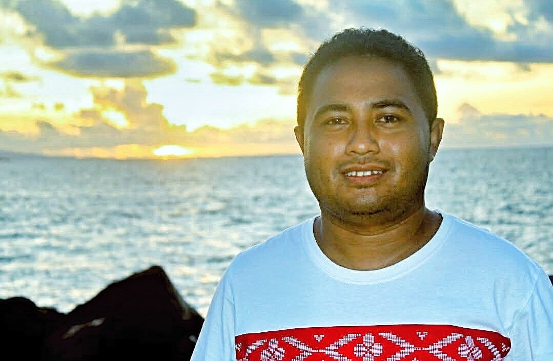 Jolly Daud Horonis, Penulis dari Nusa Utara. (Foto: Rendy Saselah)