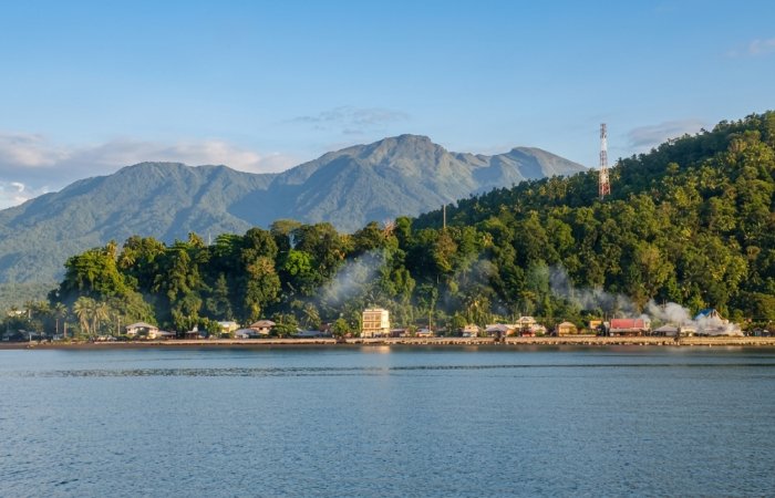 Pemandangan Gunung Awu Kepulauan Sangihe. (Foto: Rendy Selusur)