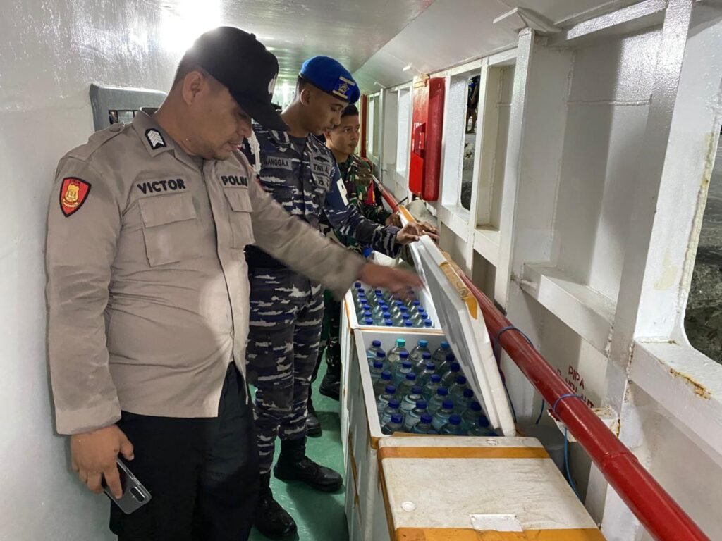 BREAKING NEWS: Tumpukan Minyak Tanah Ilegal Ditemukan di KM Merit Teratai