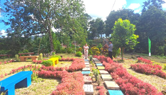 Tempat wisata Walembarian di Desa Dapihe, Ujung Utara Kepulauan Talaud. (Foto: Fernando Loronusa)