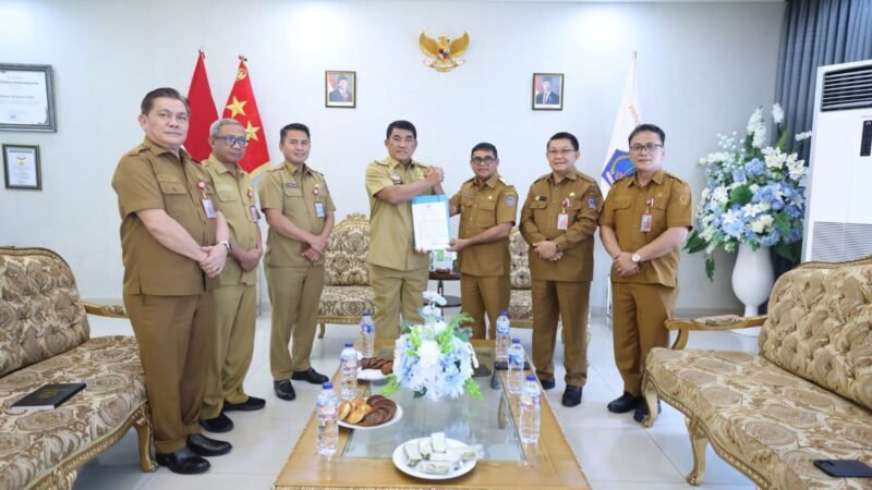 Gubernur Sulut Tunjuk Heronimus Makainas sebagai Plt Bupati Sitaro 
