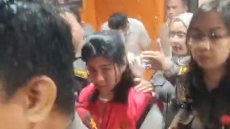 BREAKING NEWS: Kejati Sulut Tahan Bupati Sitaro Chyntia  Kalangit Terkait Dugaan Korupsi Dana Bencana
