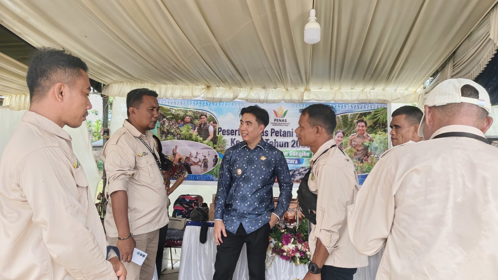 Bupati Michael Thungari di sela-sela acara Pekan Nasional (PENAS) Petani Nelayan XVII Tahun 2026 yang digelar di Sport Center Limboto, Kabupaten Gorontalo, Provinsi Gorontalo, Rabu (24/6/2026). (Foto: Ist)