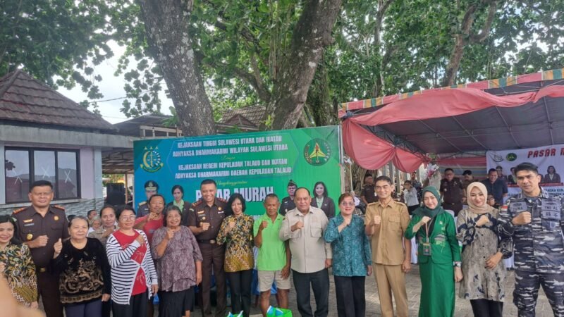 Pasar Murah Kejati Sulut Diserbu Warga Talaud, Kebutuhan Pokok Dijual dengan Harga Terjangkau