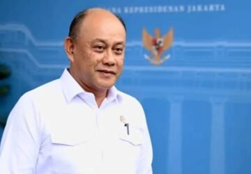 BREAKING NEWS: Mantan Kepala BGN Dadan Hindayana Ditahan Kejagung, Digiring ke Mobil Tahanan