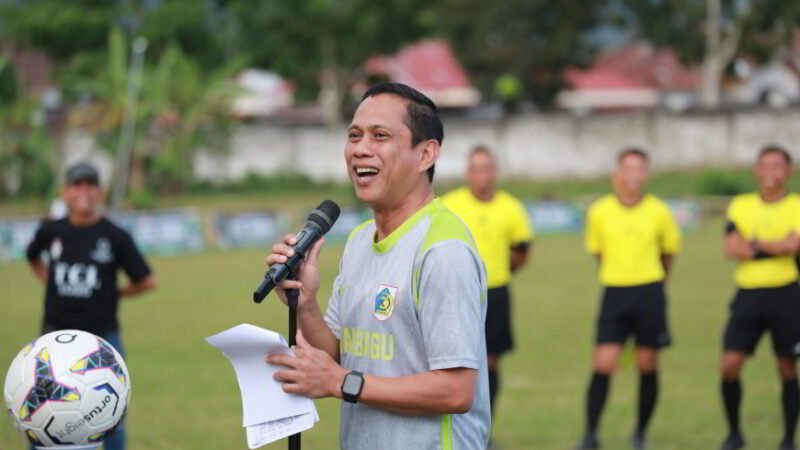 Wali Kota Weny Gaib Buka TCL 2026, Pemkab Bolmong Juara Laga Persahabatan Antar Kepala Daerah BMR
