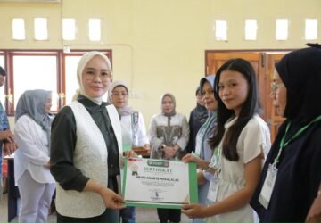Eceng Gondok Diolah Jadi Produk Bernilai Ekonomi, Dekranasda Kotamobagu Dorong Warga Kembangkan Kerajinan