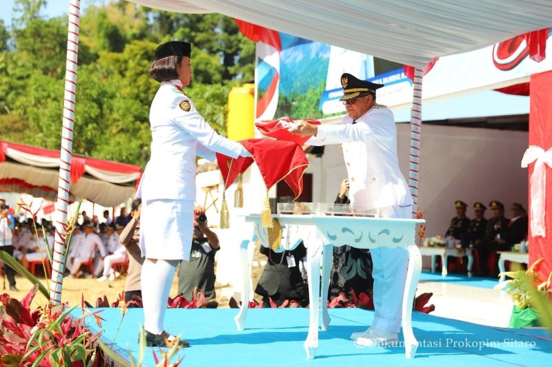 Suasana peringatan upacara HUT Kemerdekaan RI ke-81 pada 17 Agustus 2026 di Ondong Kabupaten Kepulauan Sitaro. (foto: Kominfo Sitaro)