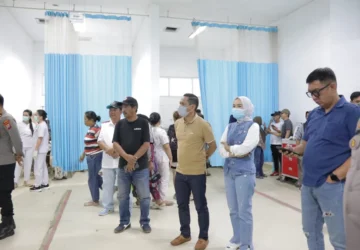 Wali Kota Kotamobagu Pantau Korban Kecelakaan Drag Race hingga Dini Hari