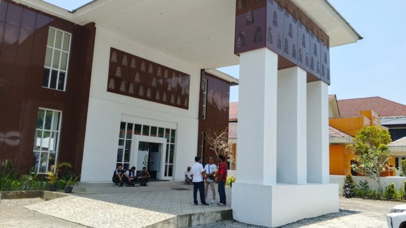 BREAKING NEWS: Hari Ini Kejari Sangihe Tetapkan Dua Tersangka dalam Dua Kasus Dugaan Korupsi
