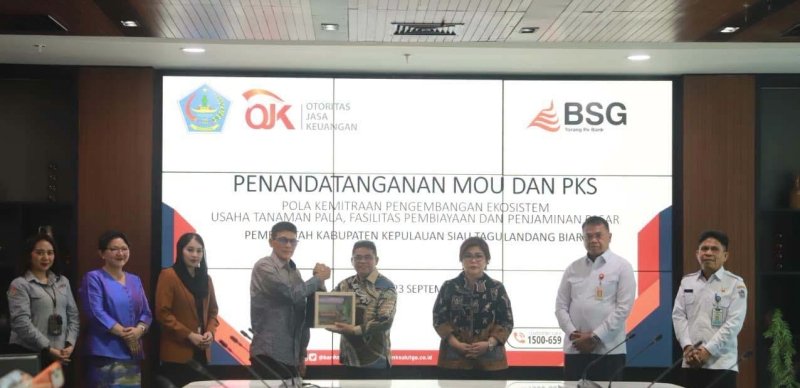 Pelaksanaan MoU dan PKS untuk Komoditas Pala yang dilakukan Pemkab Kepulauan Sitaro dan manajemen Bank SulutGo. (foto: Kominfo Sitaro)