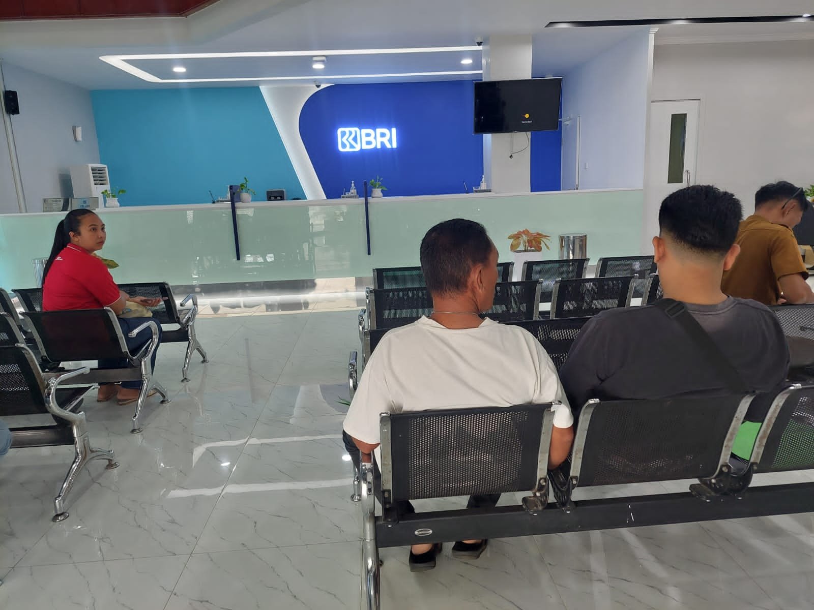 BRI Cabang Tahuna menyediakan layanan pembukaan rekening Giro BRI Rupiah untuk mendukung kebutuhan transaksi dan pengelolaan keuangan masyarakat, pelaku usaha, serta institusi di Kabupaten Kepulauan Sangihe. (Foto: Ist)
