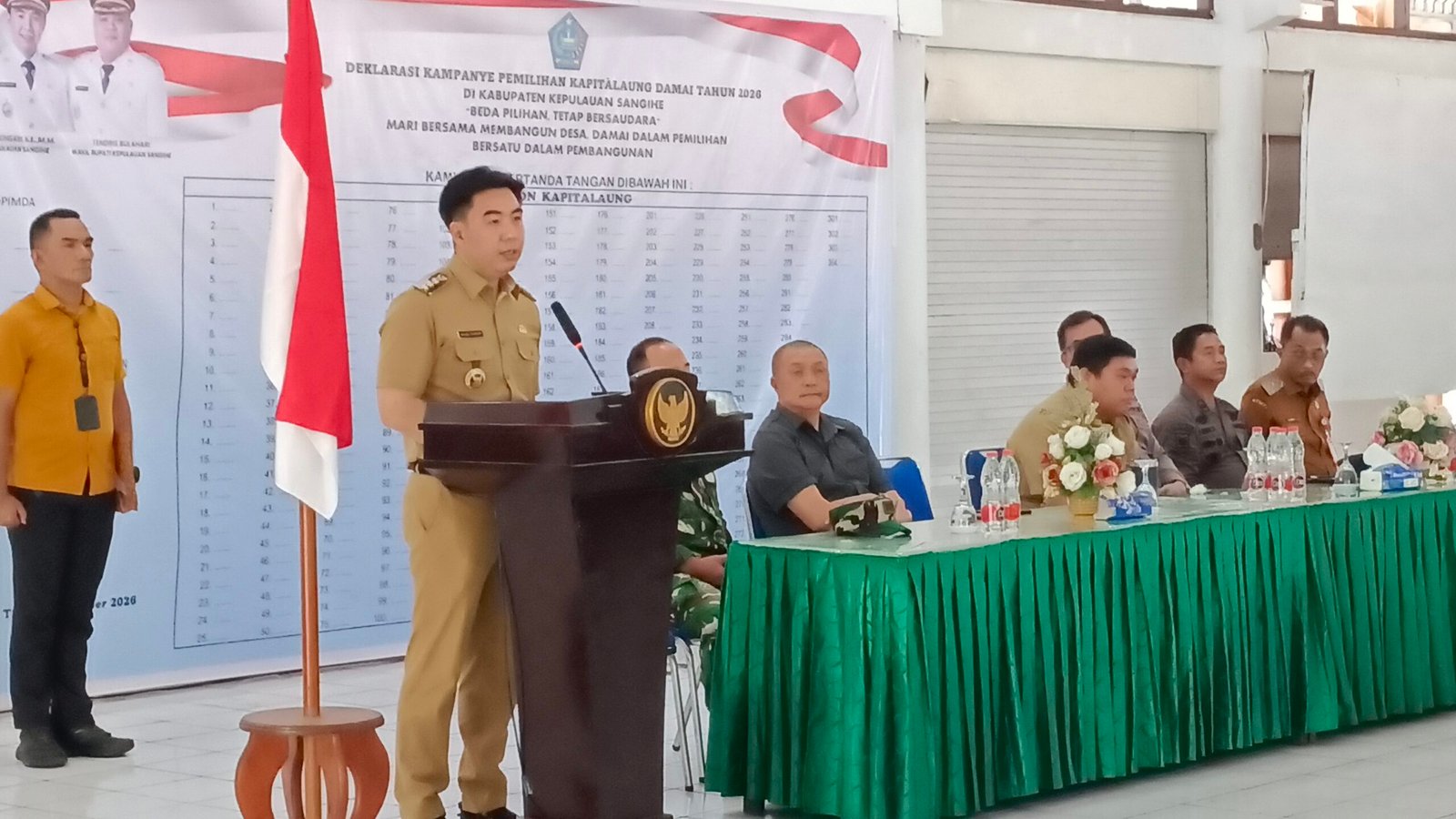 Jelang 15 Hari Pemilihan Kapitalaung, Pemkab Sangihe Gelar Deklarasi Kampanye Damai. (Foto: Chres L/Snews)