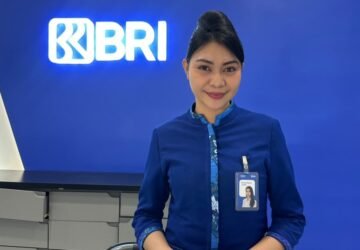 Teller BRI Tahuna Bretylia Jacobs Utamakan Keramahan dan Ketelitian Layani Nasabah