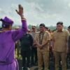 Dari Nelayan hingga Anak Sekolah, Ini Bantuan yang Dibawa Gubernur Sulut ke Sangihe